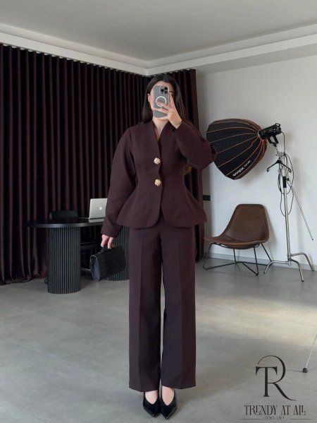 طقم  بتفاصيل أنثوية 808