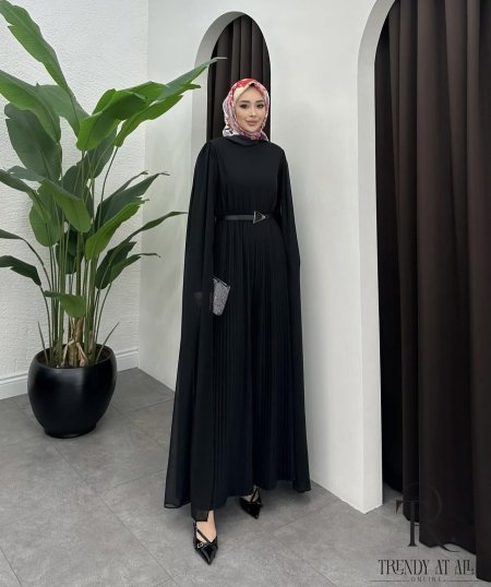 أسود