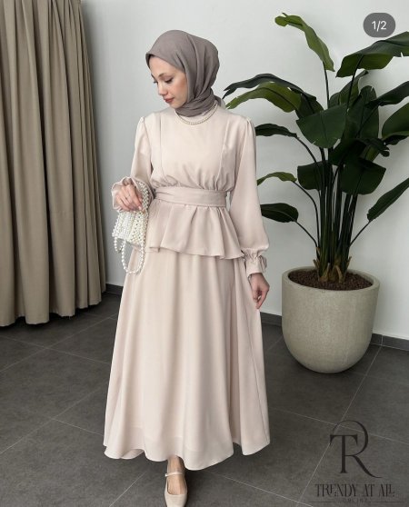 طقم لاريس  - بيج فاتح <br> <span class='text-color-warm'>نفدت الكمية</span>