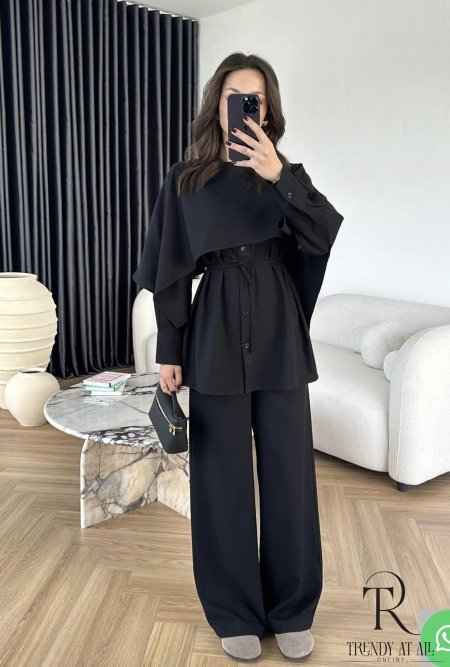 أسود