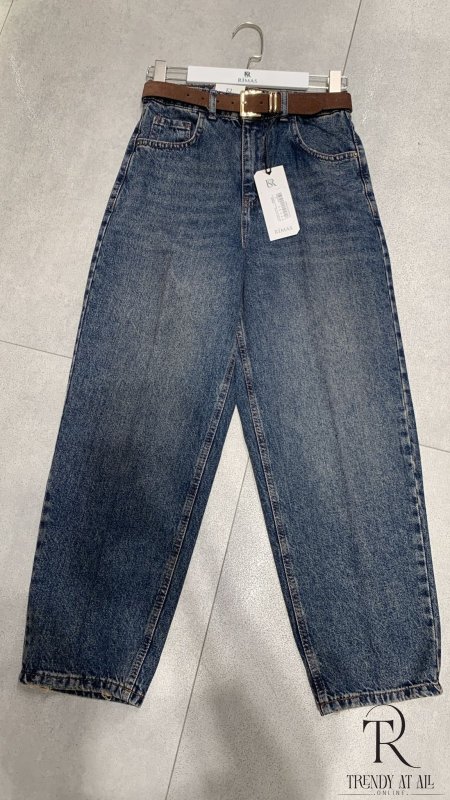 أزرق مايل للبني